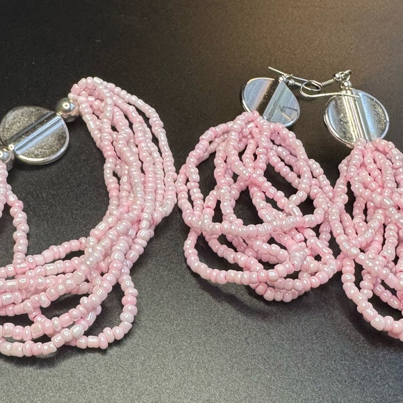 Pink Seed Beaded Stretch Bracelet and Multi Layered Necklace - Picture 2 of 3